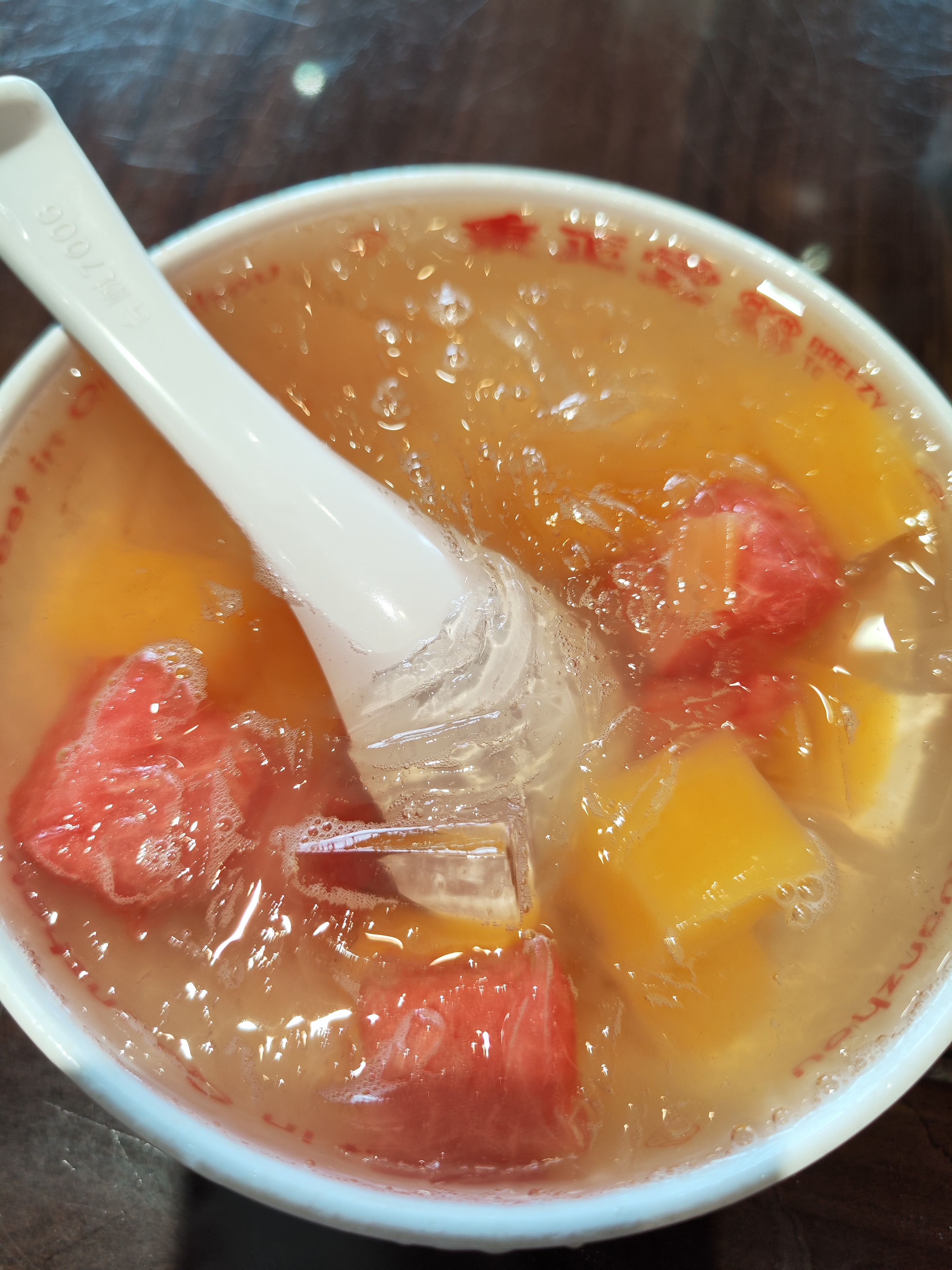 西瓜和啥我也忘了 就是普通甜品？