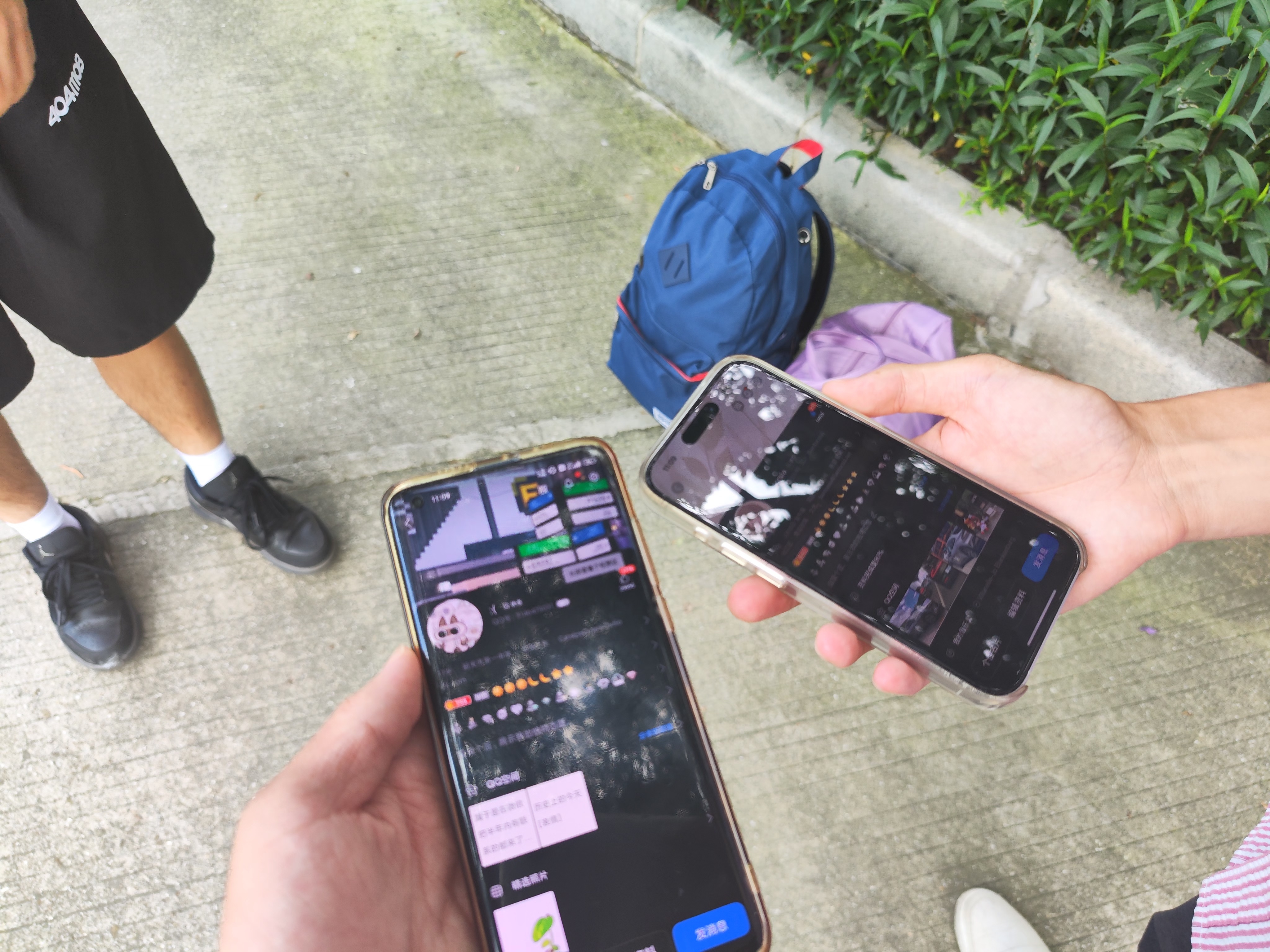 与Santorsia“合个影”